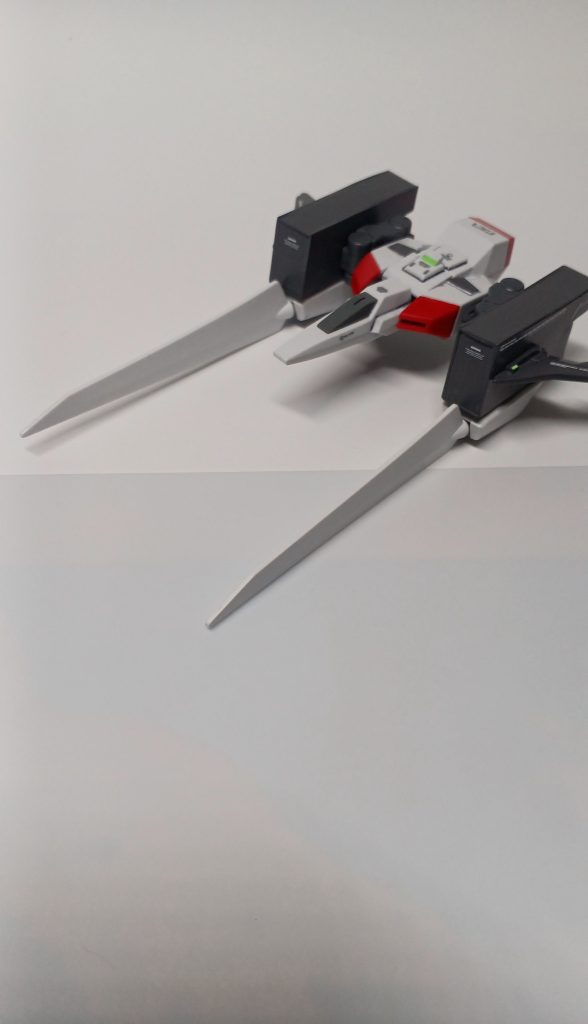 支援機 ハヤブサ飛び道具を持たない換装専用の支援気機動力が凄まじく、「ハヤブサ」と名付けられた。