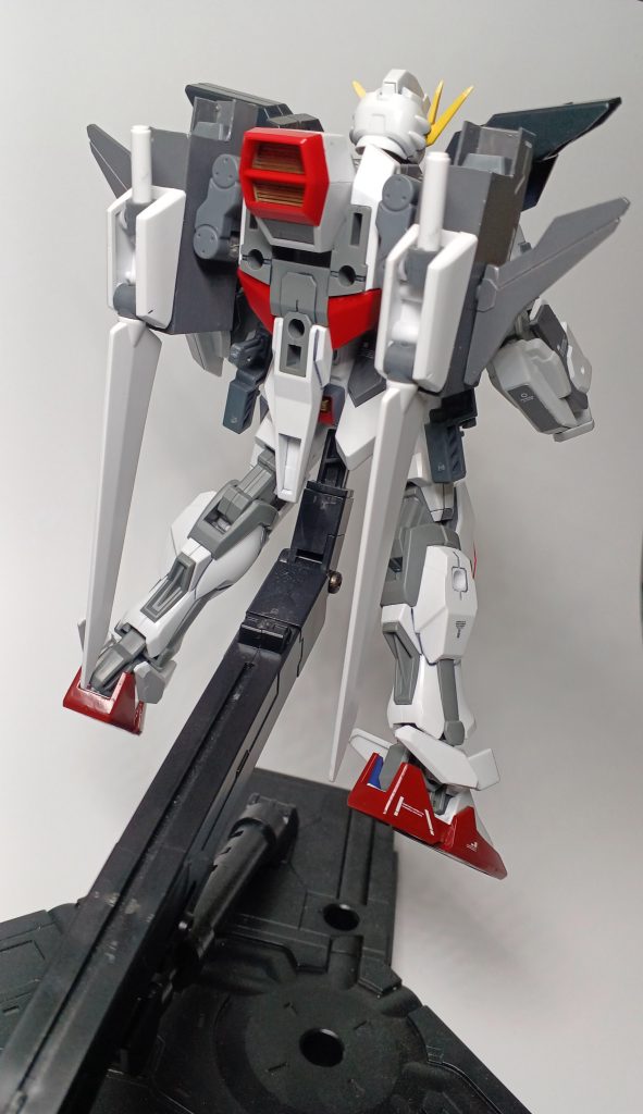 ザン・ストライカーモードハヤブサには2つのモードがあり、その一つがザン・ストライカーモードだ。セイ君がダブルオーのザンユニットを元に作り上げたモードである。