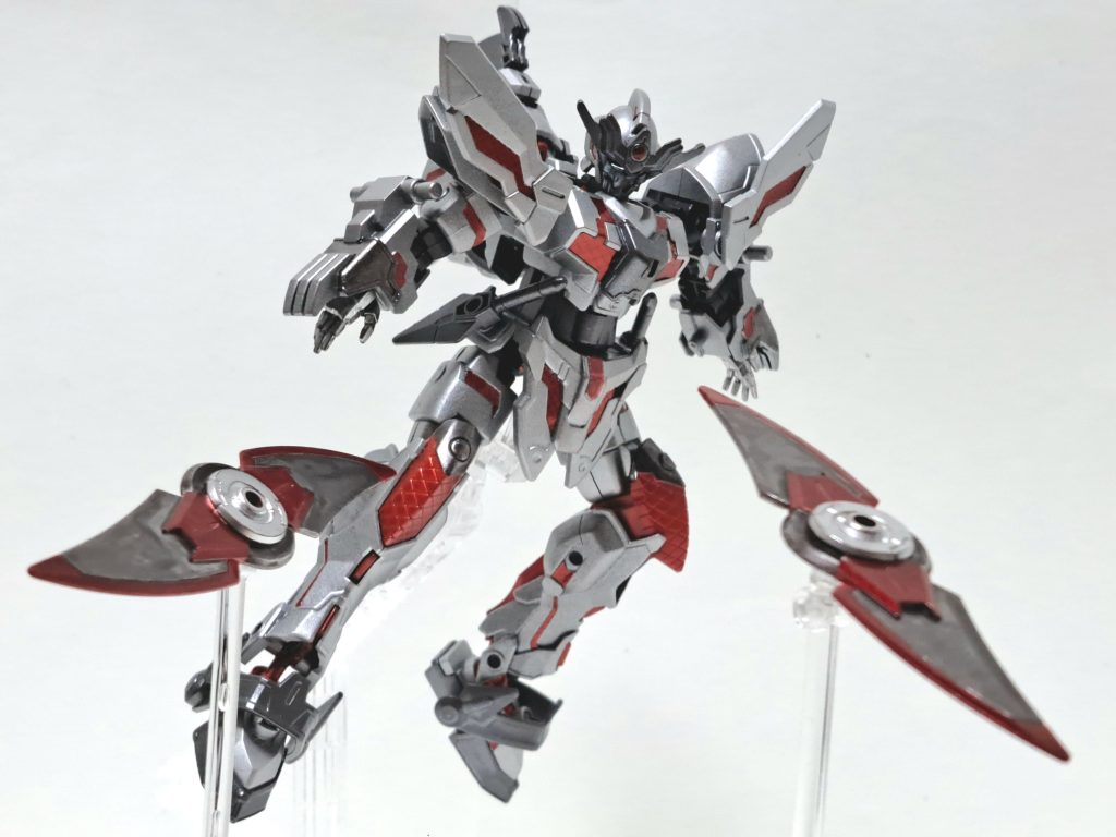 リアル形態でもシールド手裏剣が使用可能