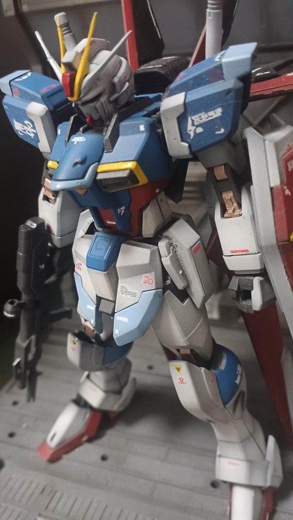 デカールはRGのやつをまんま使いました