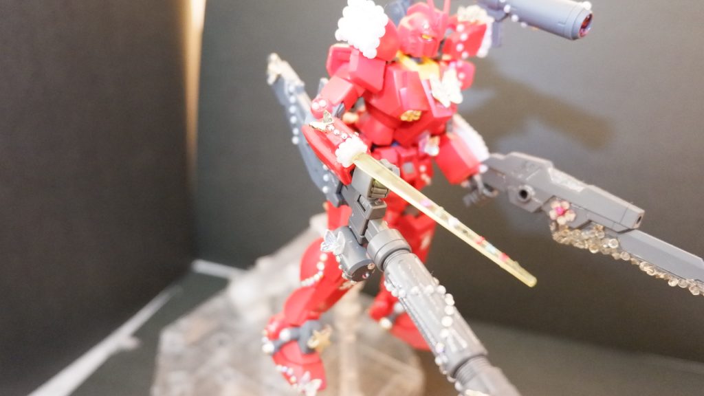 銃についている華が美しいですね！