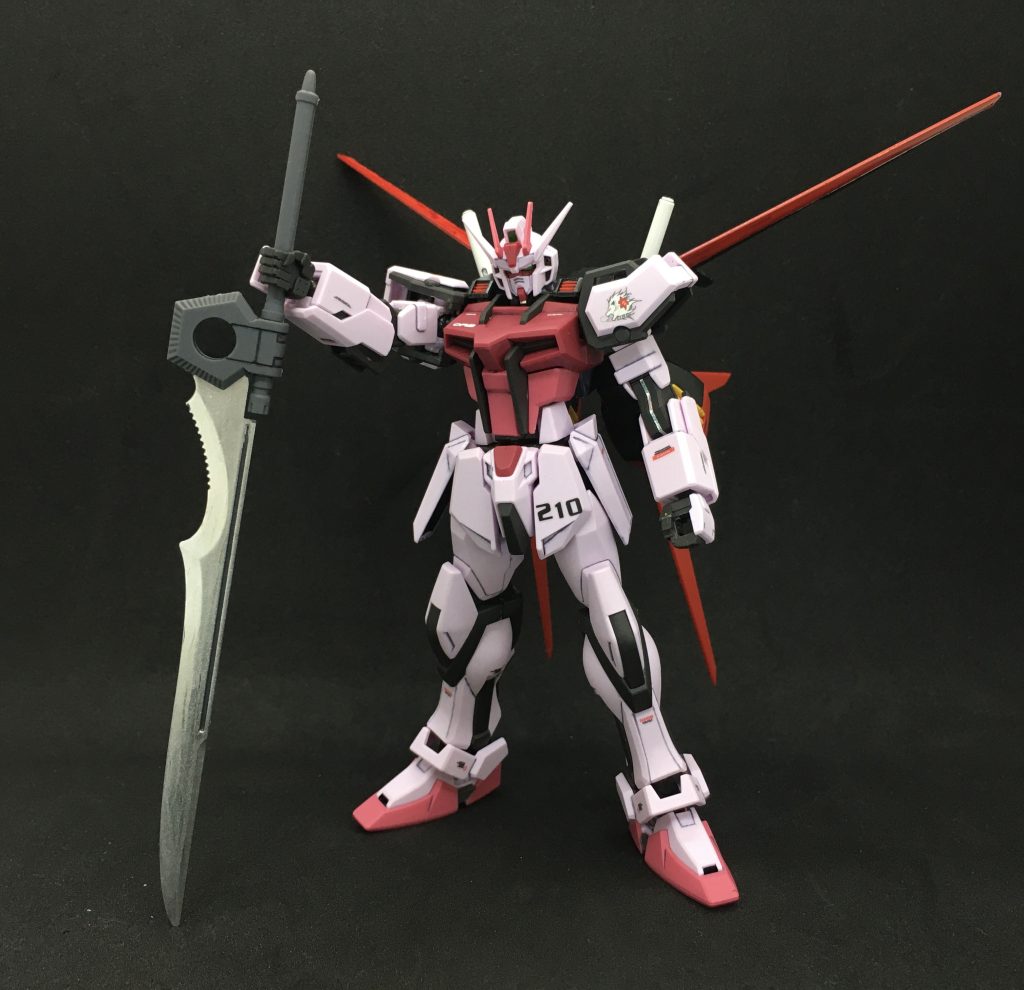 びっくらたまご付属のグランドスラムも製作。ダムベ限定品のRGルージュには以前HJ付録に付属したグランドスラムが同梱されていますがこっちは完全新規。