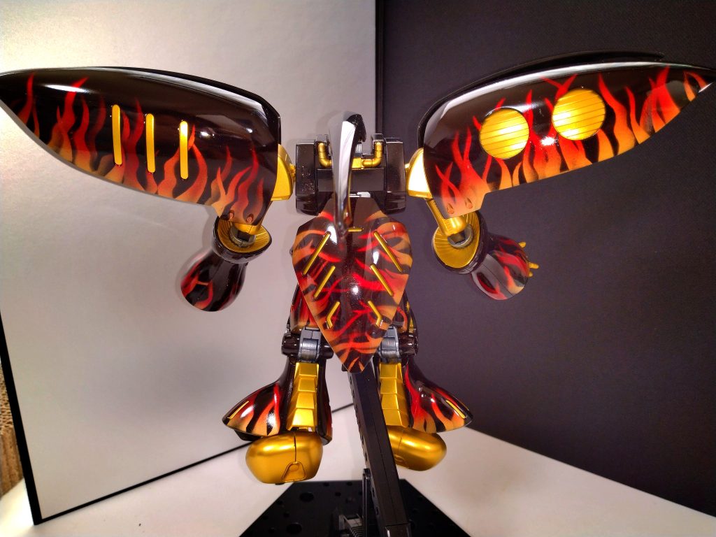 黒の部分全て炎の模様にした方が良かったかもです。次の機会があったら、もっと統一感のある感じで出来たら良いな(´・ω・｀)