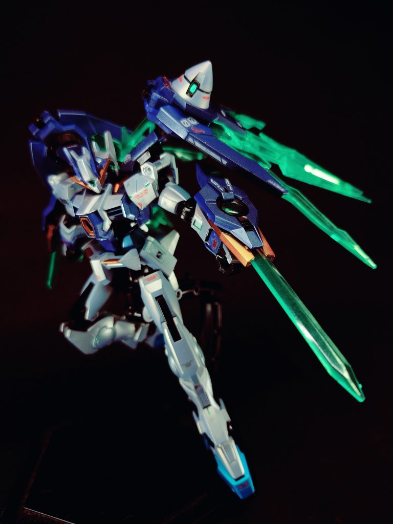 これら完成度の高いカスタムはすべて経験に裏付けされてはいるものの、結局はリクの好みによる選択であり、その源流には彼がダブルオーダイバーに注ぎ込んでいた気持ちと何も変わらない想いが込められていた。