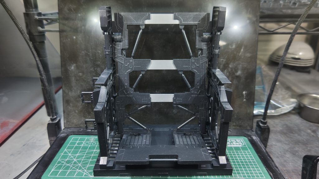 システムベースは少し塗り分けてます。