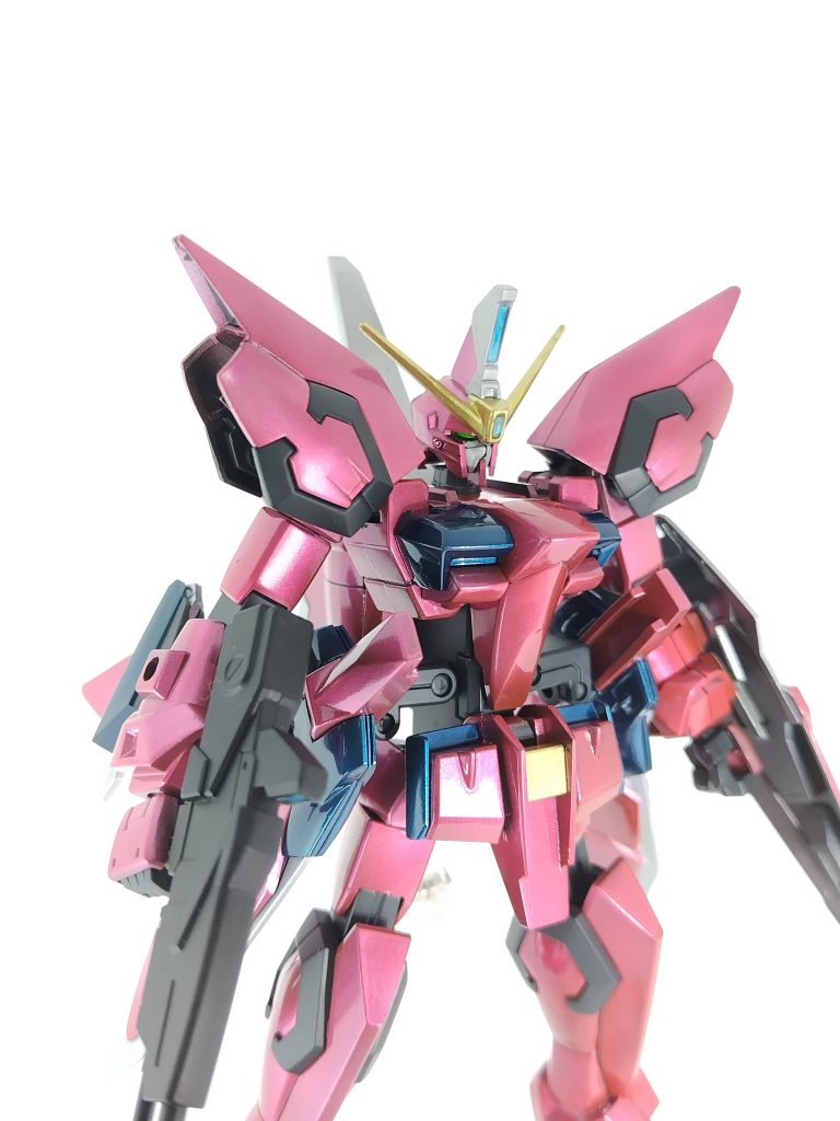 ライフルの保持が全くなのでマスキングを巻いてます