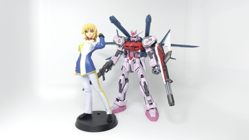 マーキングは、HJムックの10の製作テクニックに付属するものを使用。オーブ軍、カガリやルージュのエンブレムが多数ありカッコよく出来ました。以前に購入したカガリのフィギュアがピッタリマッチ!