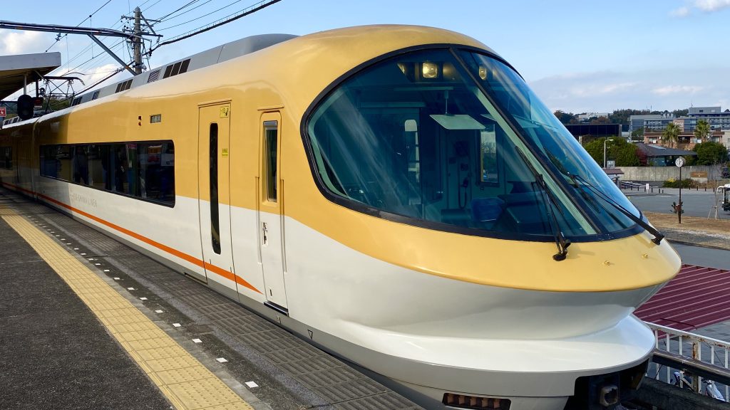 HGギャン　近鉄特急伊勢志摩ライナーでお伊勢参りへ–3枚目/制作者：マンチ館