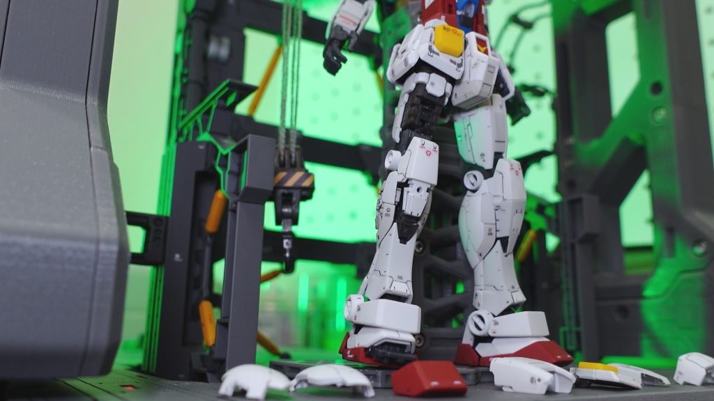 自作ミニクレーンはコトブキヤのクレーンオプションを3Dプリンターで改造して制作しています。