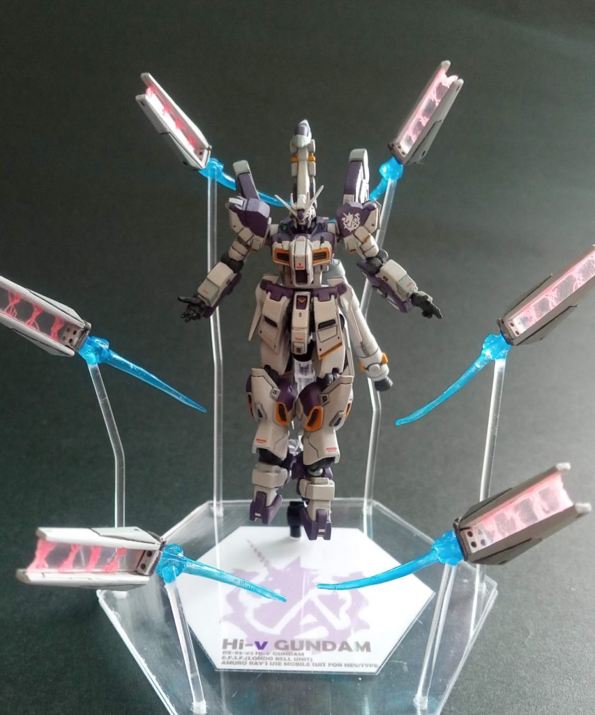 前回の5体目の改修で制作したファンネルエフェクト使用。動きがあると違いますね。