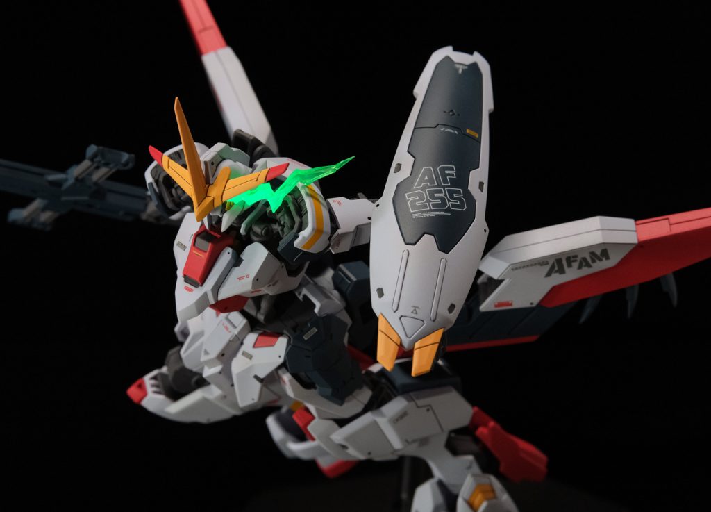 ガンダム端白星 第２形態–5枚目/制作者：イタミテック