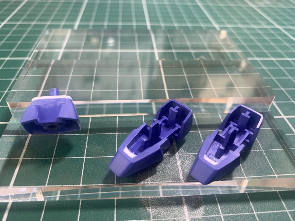 腰部の延長とつま先の肉抜きを埋めています！