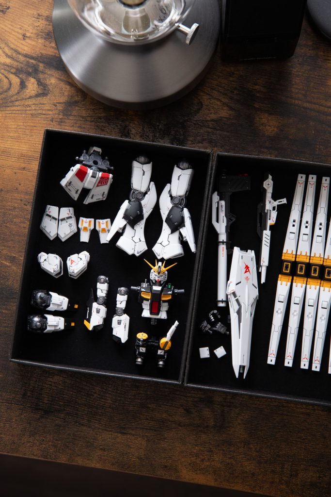 RG νガンダム–4枚目/制作者：nskn