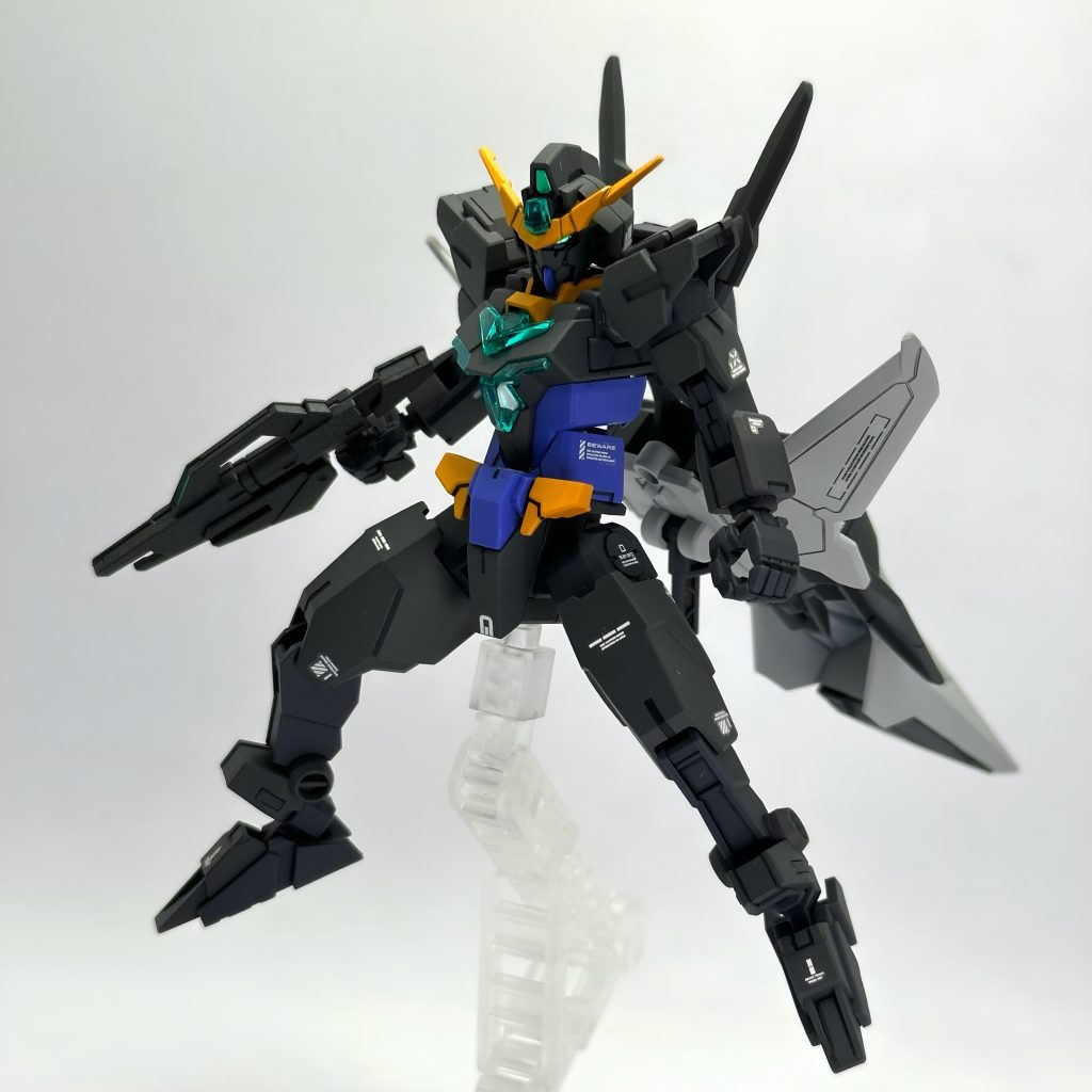 コアガンダム状態ですリアル等身でもSDでもCSでもない不思議なサイズ感が面白いですね〜