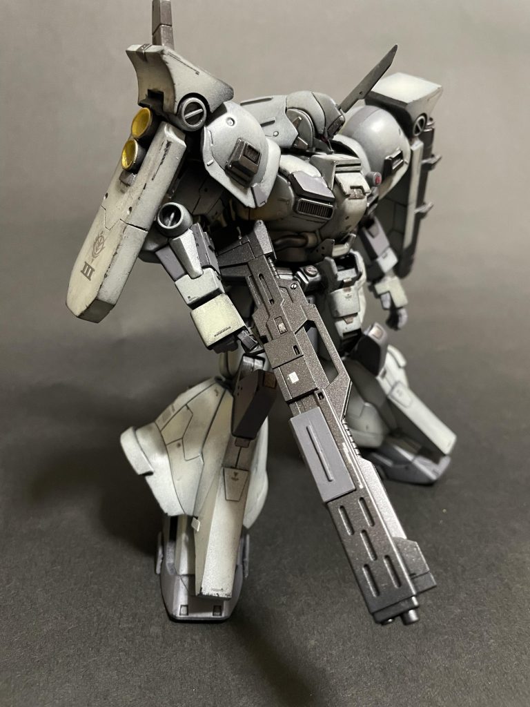 前に投稿したのは実に2年前‥当時はカッコ良く作って満足していた作品も、今となっては気になる所だらけで作り直しました。