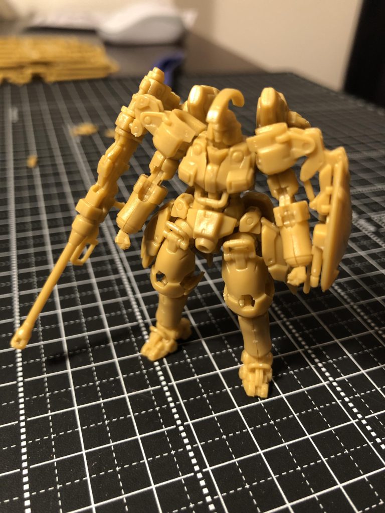 素組み状態。シークレットのクリアバージョンじゃなくて良かった。これが…