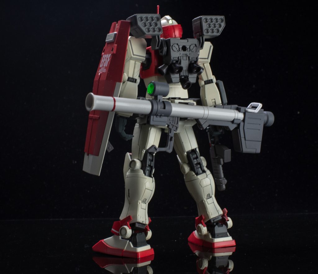 量産型ジムとしては少し違和感のある立派なランドセルも、ガードカスタムだったら説得力も増すのではないでしょうか