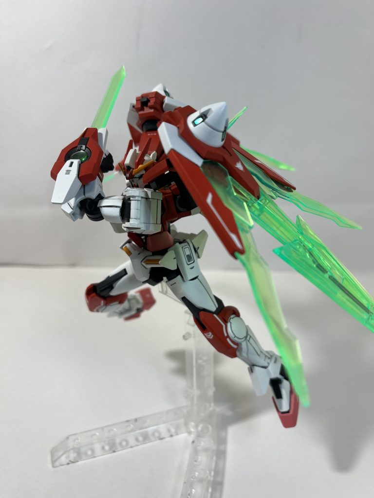 俺ダブルオーはかれこれ2年以上悩みに悩みながら進めているのでいつ完成するかは全くの未定ですが今回の経験はだいぶ活きると思うので完成させることが楽しみです。