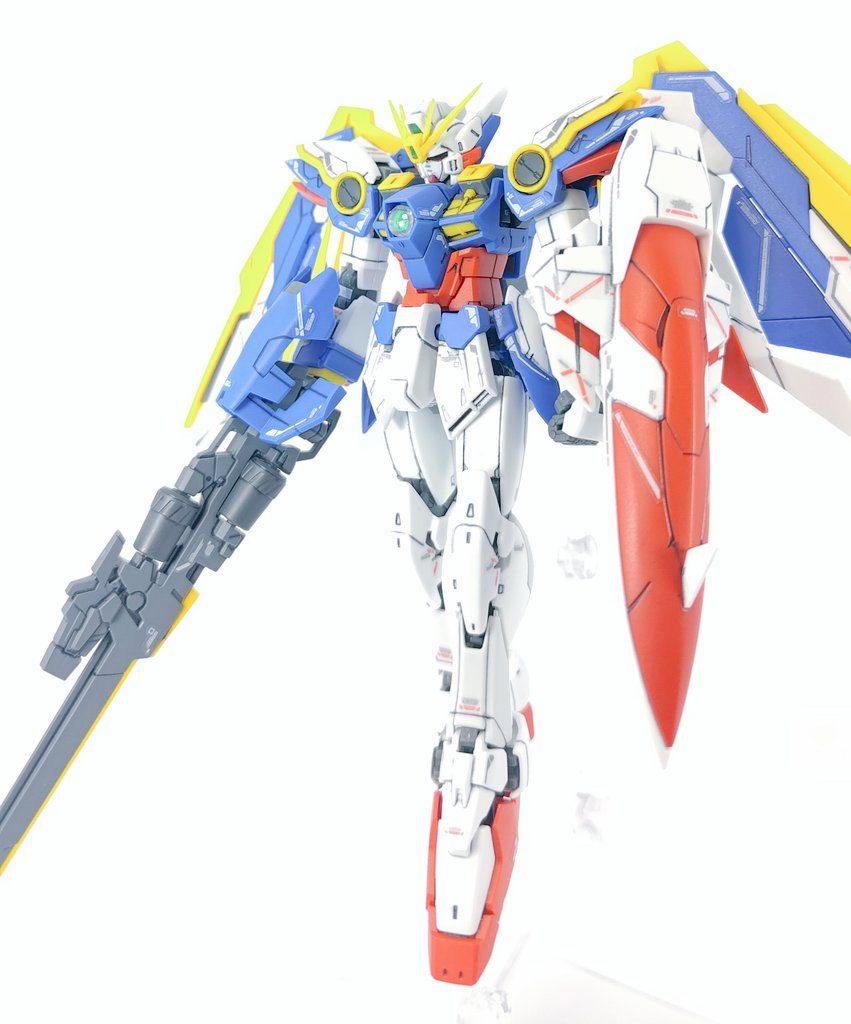 THEガンダム！的なトリコロールカラーが気に入ってます