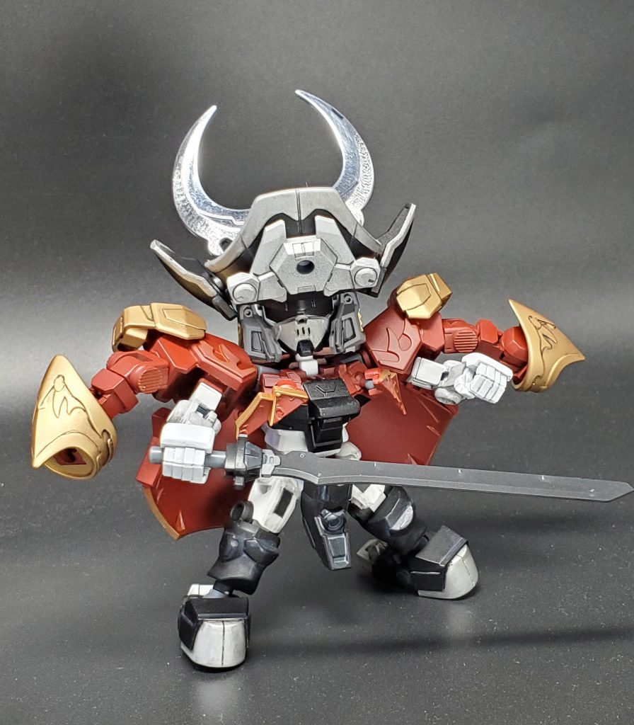 はじめてシュバルゼッテを見たときに「これは骸骨だな！」と思ったので、そのイメージを基に「ダリルバルデの皮を剥ぐとシュバルゼッテになる」というコンセプトで作りました。