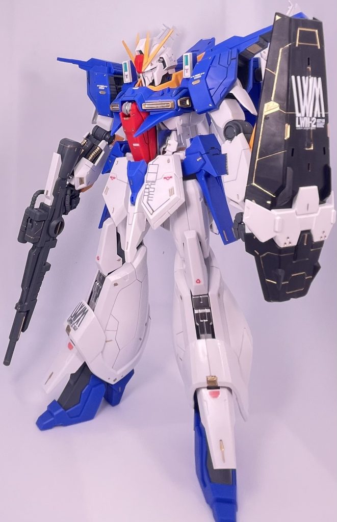 照明の設定や角度、カメラの設定を弄りながら同じような画像を撮ってるとなにが良いのか分からなくなってきました…