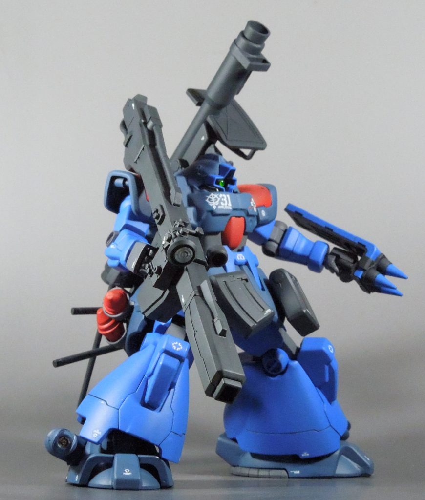 前々からやってみたかったドムトロにビームバズを担がせるやつ！なかなかはったりの効いた武器で満足です。