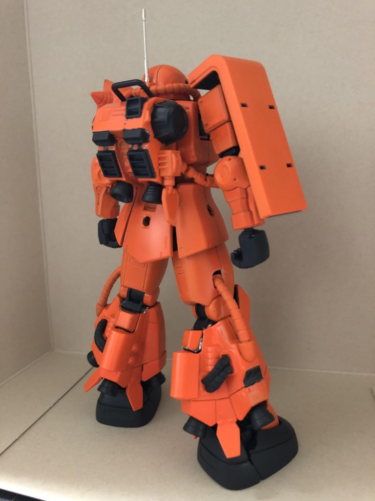 ポリパテ段差剥がしたまま、上塗りしたので残念な感じに。。