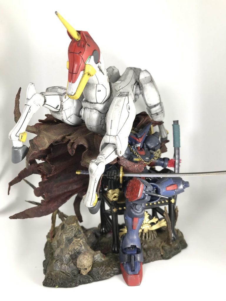 馬は上に乗っけただけです接着などはしていません超バランス😃(笑)