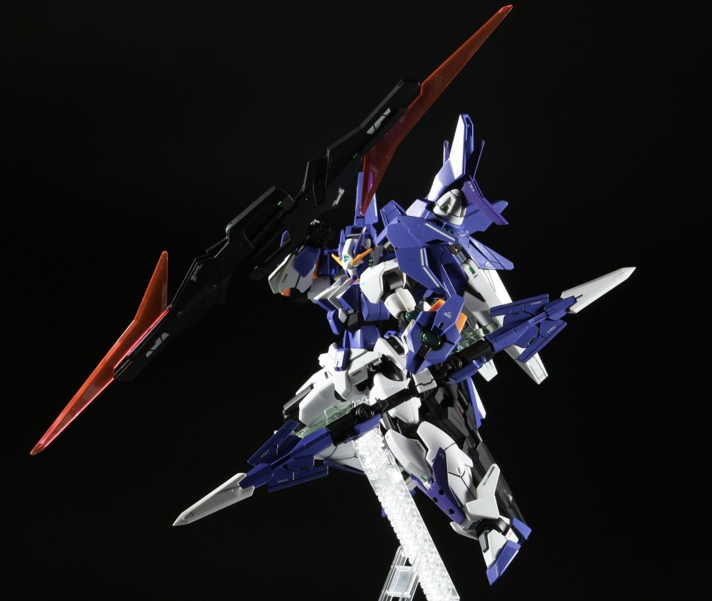 ▲連結も可能です。これはメビウスの武器連結ギミックを意識しつつ、GNソードⅡのようなダブルオー要素を取り入れるために採用しました。