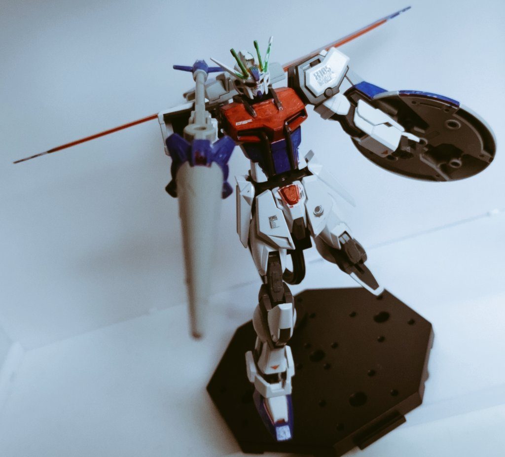 武器はショットランサーとシールド。