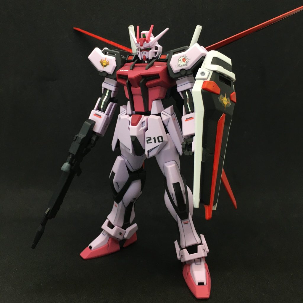 ガンダムコンバージ ストライクルージュ エールストライカー装備
