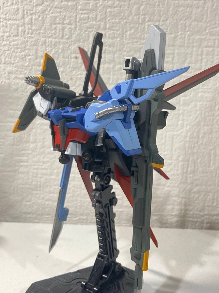 アグニは少し設定色よりミリタリーチックな控えめな色の方が好きだったのでこんな感じにしました。