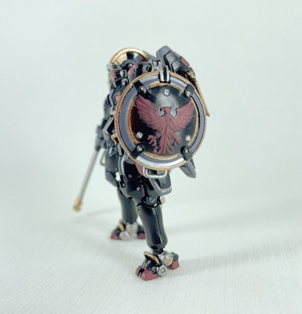 盾が一番のお気に入りです。