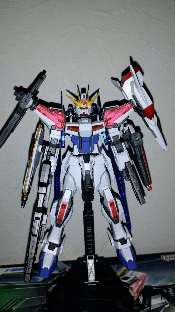 まずはフルパッケージ(クリアカラー)のビルドブースターとシールドとビームライフル＆ビームガン