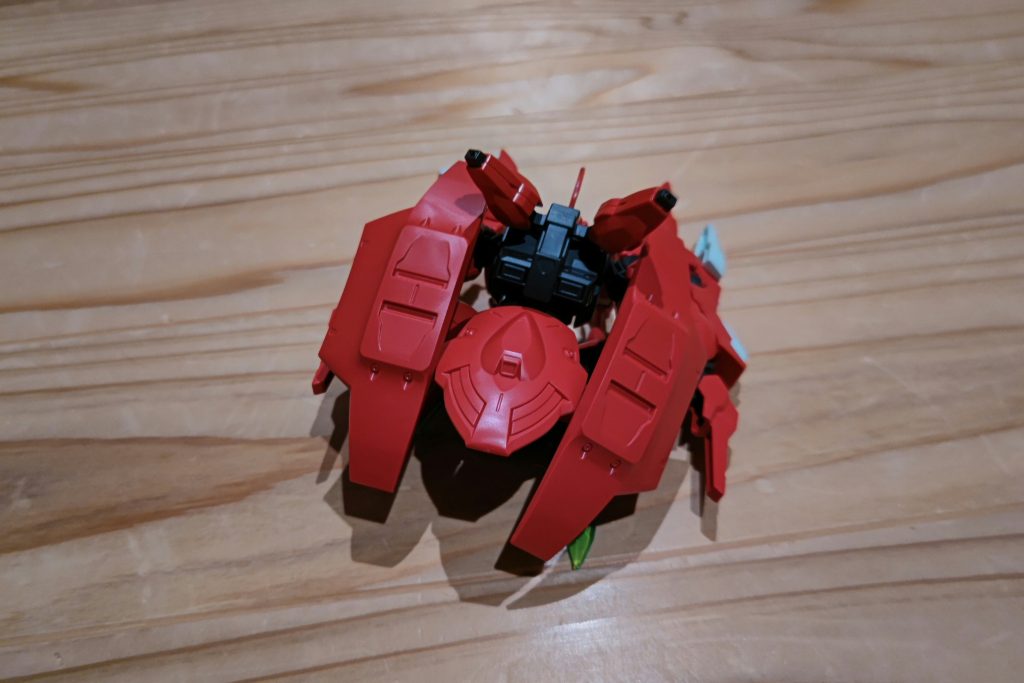 甲殻類っぽい感じ？