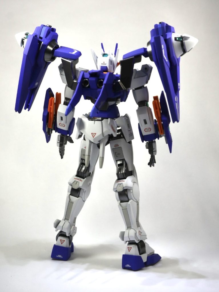 背面の塗り分けやスジボリ追加等もしてます！