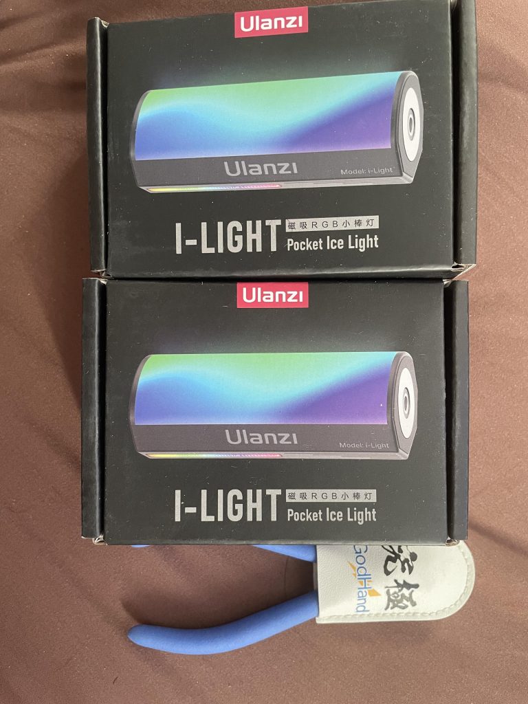 ブラックフライデーで購入したライト思ったより小さかったw