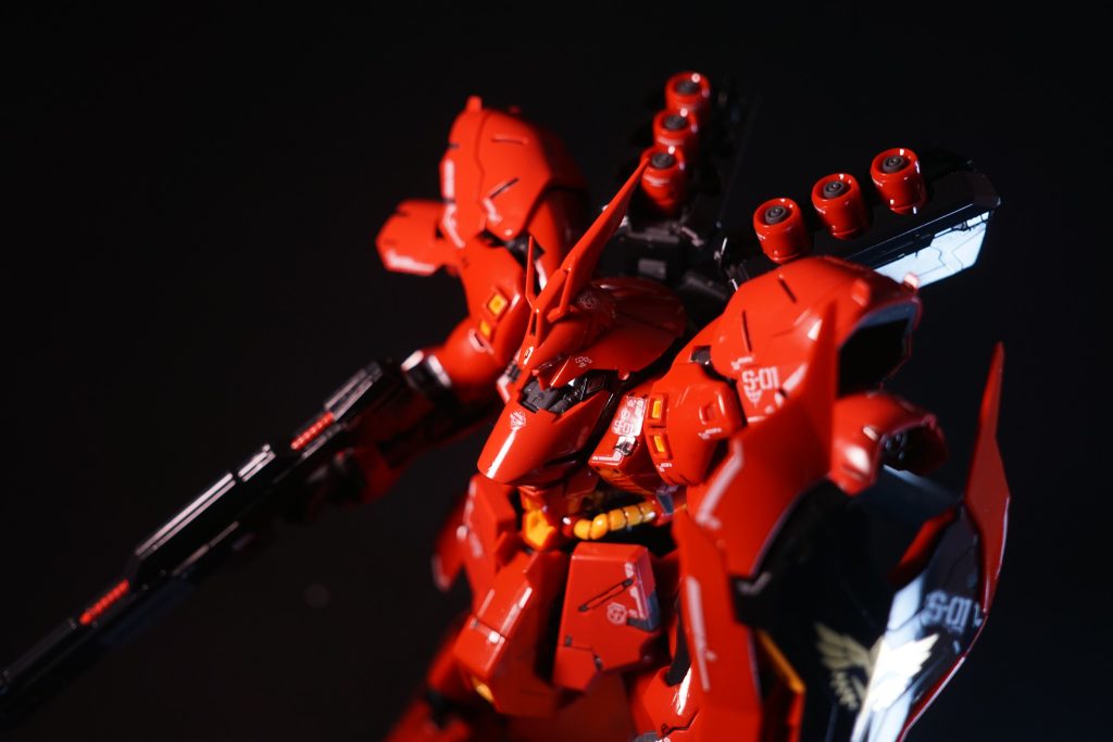 RG 1/144 サザビー–3枚目/制作者：しるばにあ