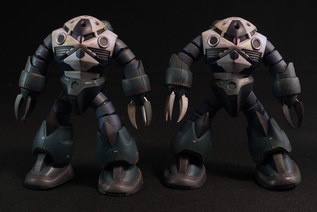 ２機並んだ状態で左右対称になるように、アイアンネイルの塗分け＆デカール貼りを行っています。