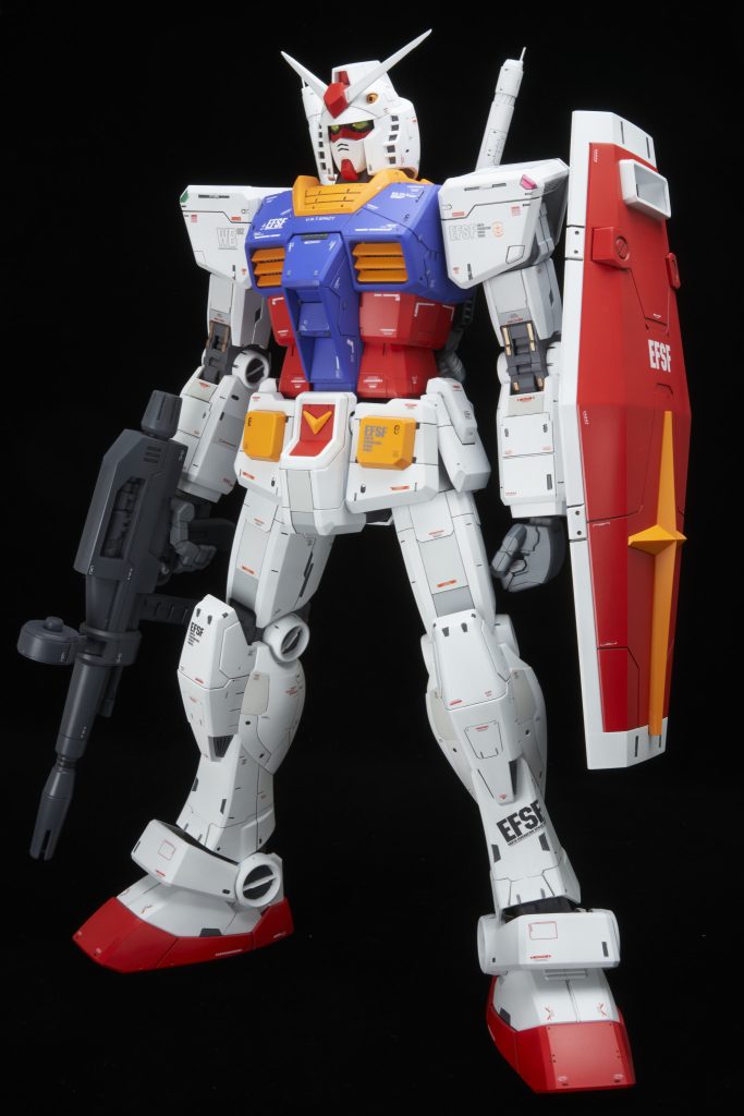 メガサイズ RX-78-2 ガンダム–3枚目/制作者：まるお