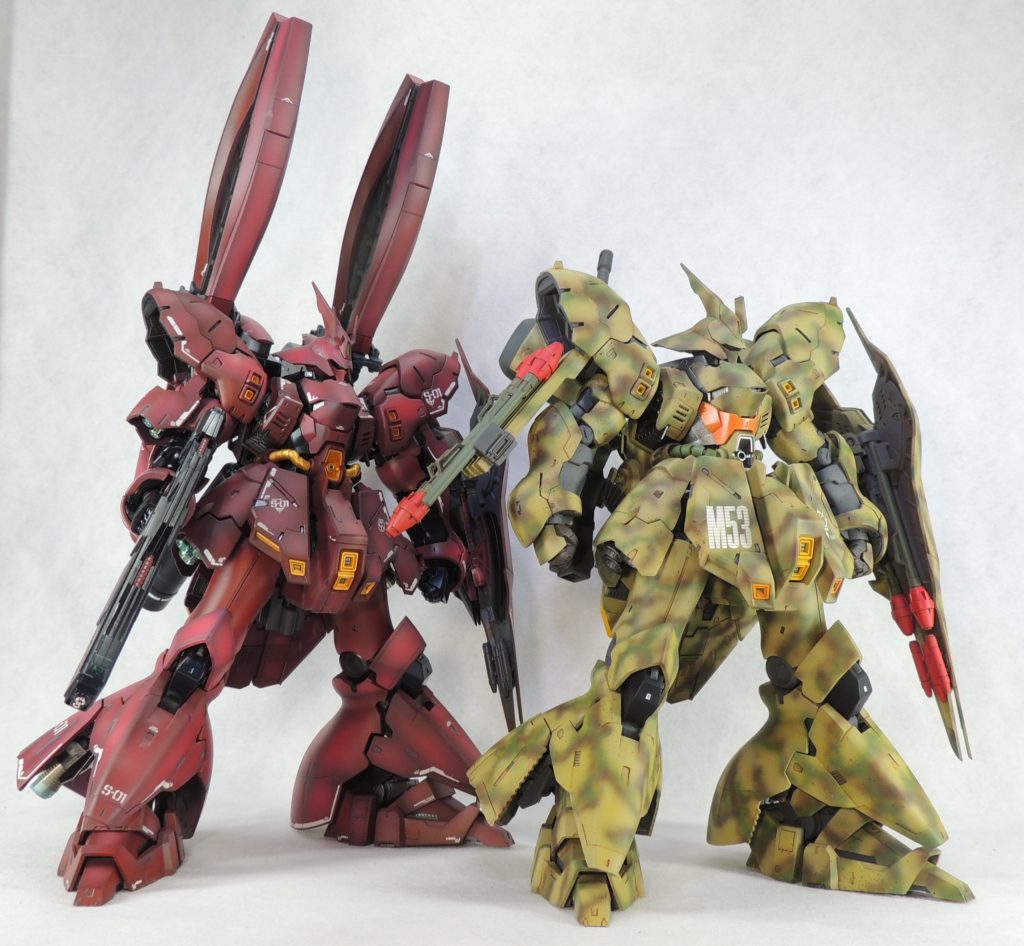 「GUNDAM SIDE-F」のFFサザビーと揃い踏み。