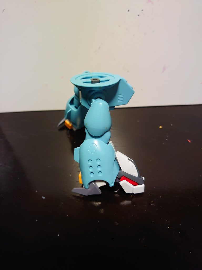 脚はハイゴッグにジャンクでターンXっぽい感じに