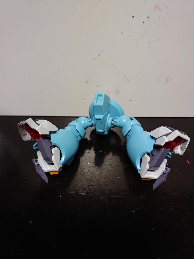 肩のパーツが多いかも