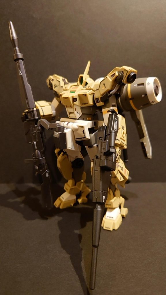 デミトレーナーチュチュ専用機から大型ビームライフル装備型。やはりこの武器も似合います。