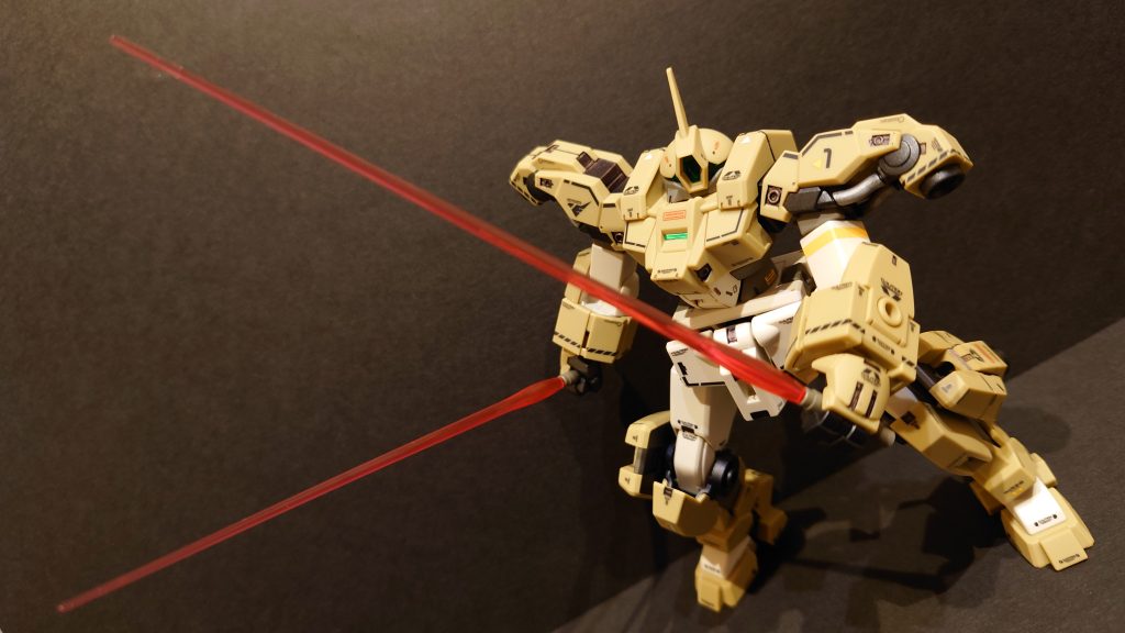 ビームサーベル二刀流で劇中では使ってないなー