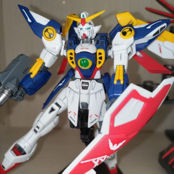 ウイングガンダムHG