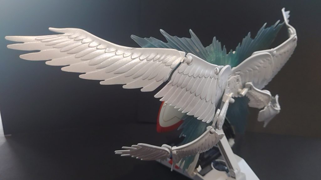 スカイハイウイングスはシルバー下地にパールホワイトで塗装。いい感じのキラキラ感が出ました