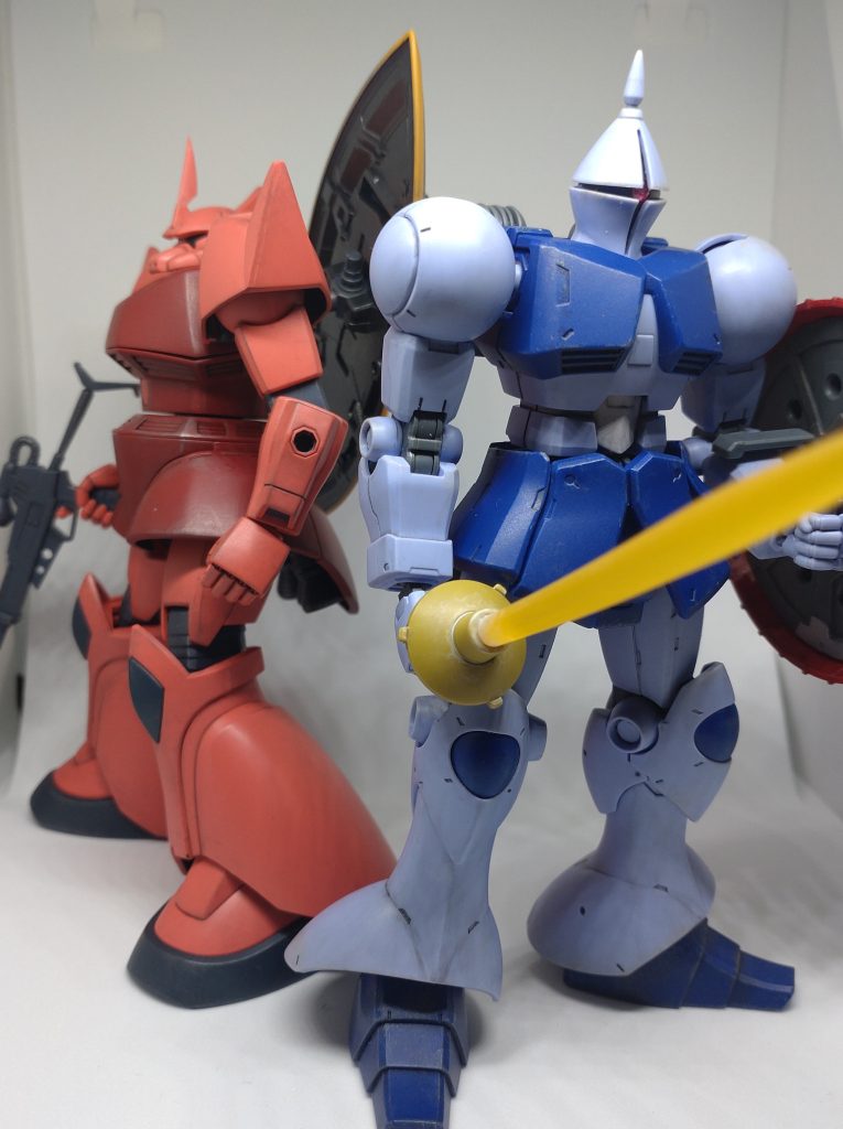 シャア専用ゲルググと一緒に。