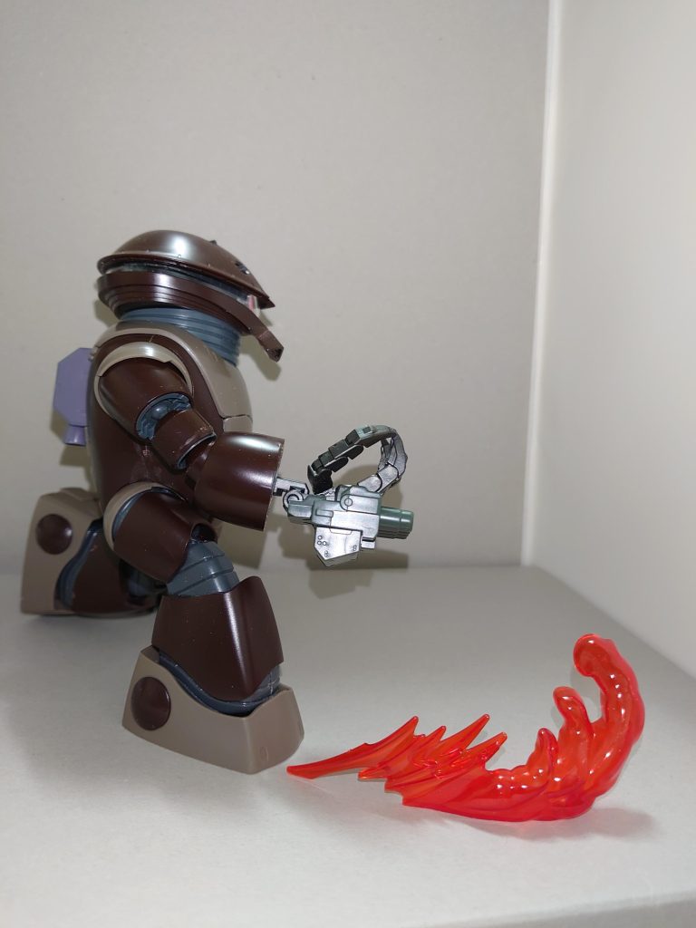 必殺技、BASARA必殺技(★)、一撃BASARA技(☆)喝咄熾炎刀　↓↙←+弱パンチ巴「あらよっと!!」下段判定の飛び道具。これで飛ばせて、立ち強パンチで返り討ちにするのが常套手段。ボタンを長押しすると、発生が遅くなる代わりに多段ヒットするようになる。★絶・熾炎刀　→←↙↓↘→+弱パンチ(BASARAゲージ1本消費)巴「こいつはキクぜぇ⁉」強化版喝咄熾炎刀を3連続で撃つBASARA必殺技。