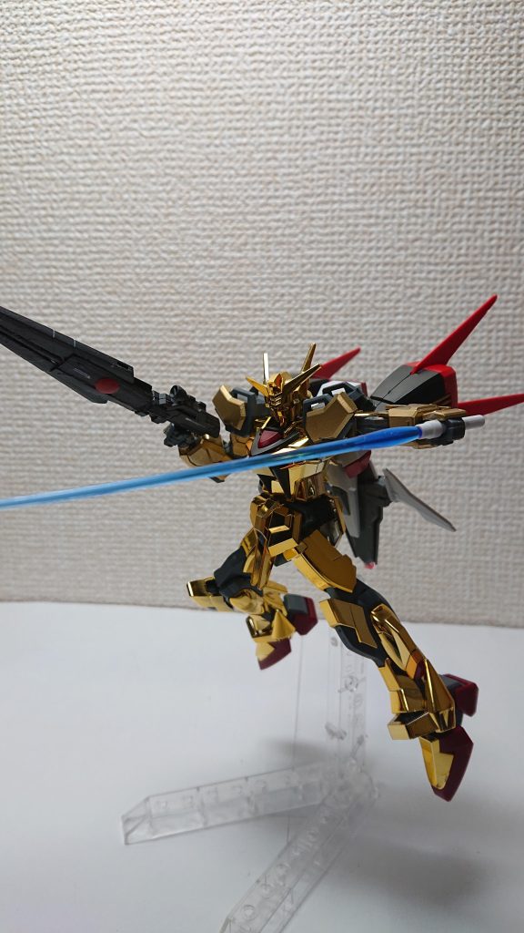 ビーム・サーベルはアンビデクストラスハルバードモードのできなくなったサーベルとなっている変わっている。